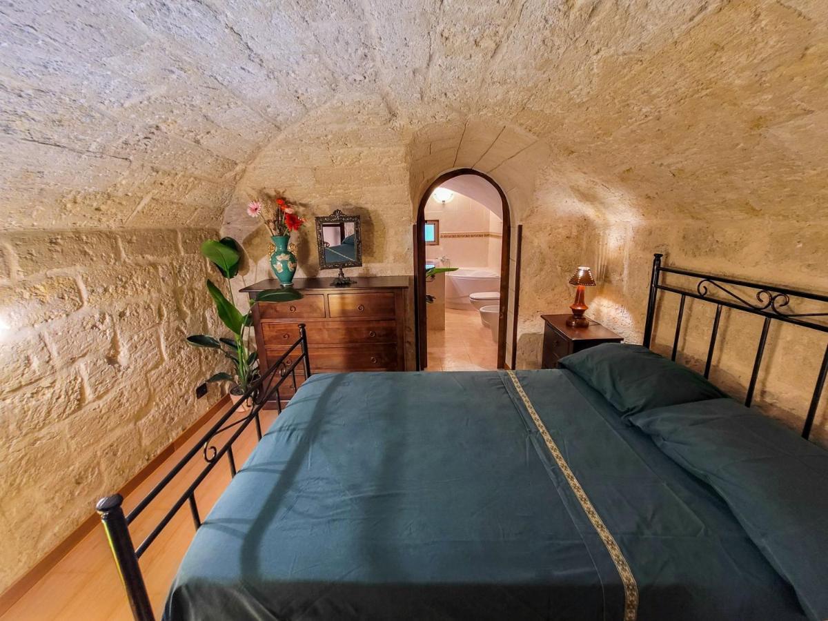 Cozy Classical Residence In The City Center Bari Exteriér fotografie